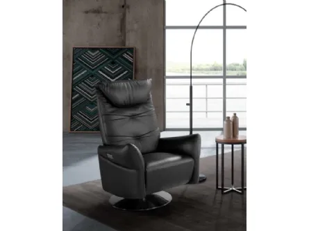 Poltrona relax in pelle con base in metallo Adrian Swivel di Spaziorelax